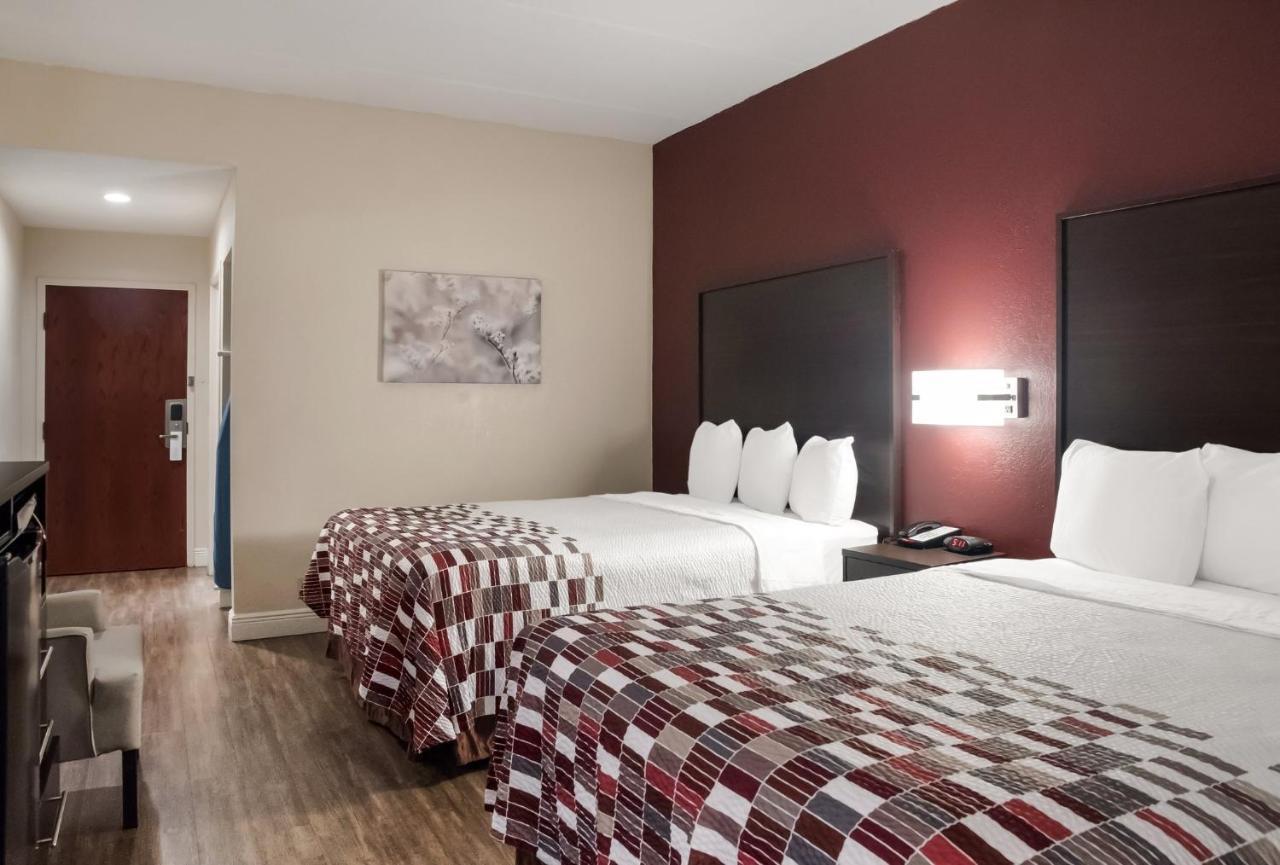 Red Roof Inn Tupelo Bagian luar foto
