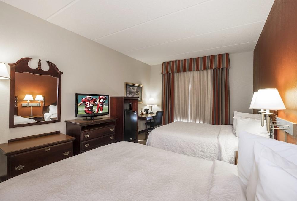 Red Roof Inn Tupelo Bagian luar foto